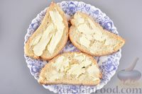 Яичница в хлебе, с фаршем и сыром (в духовке)